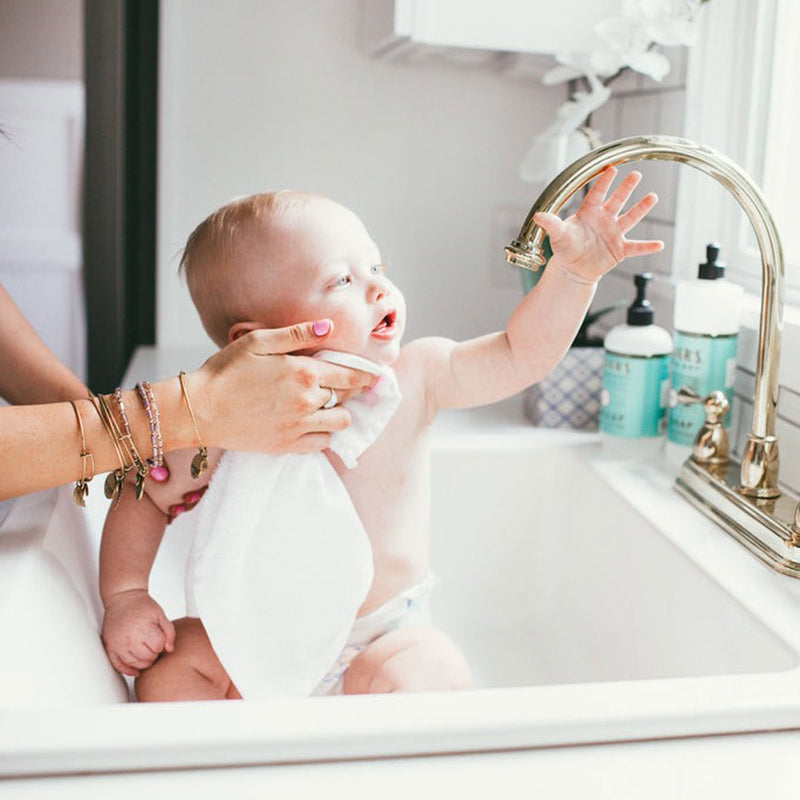 Mom washing baby with Copper Pearl 6 Pack Washcloth Set - Dove