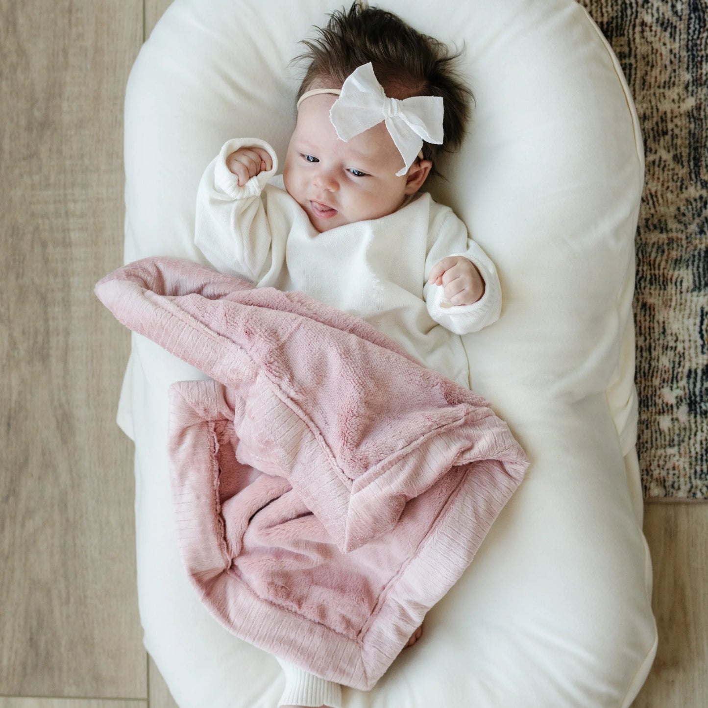 Baby Sleeping with Saranoni Mini Lush Blanket - Ballet Slipper