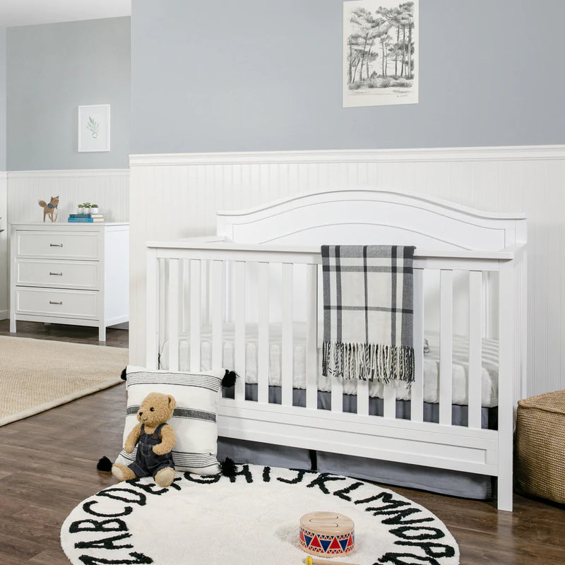 DaVinci Charlie 4-in-1 Convertible Crib - White