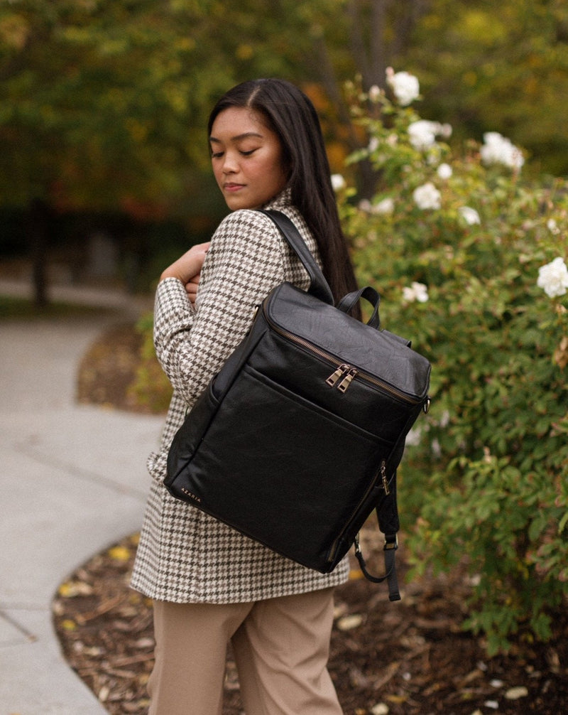 Woman wearing Azaria La Mere Grand - Vintage Black with Antique Gold