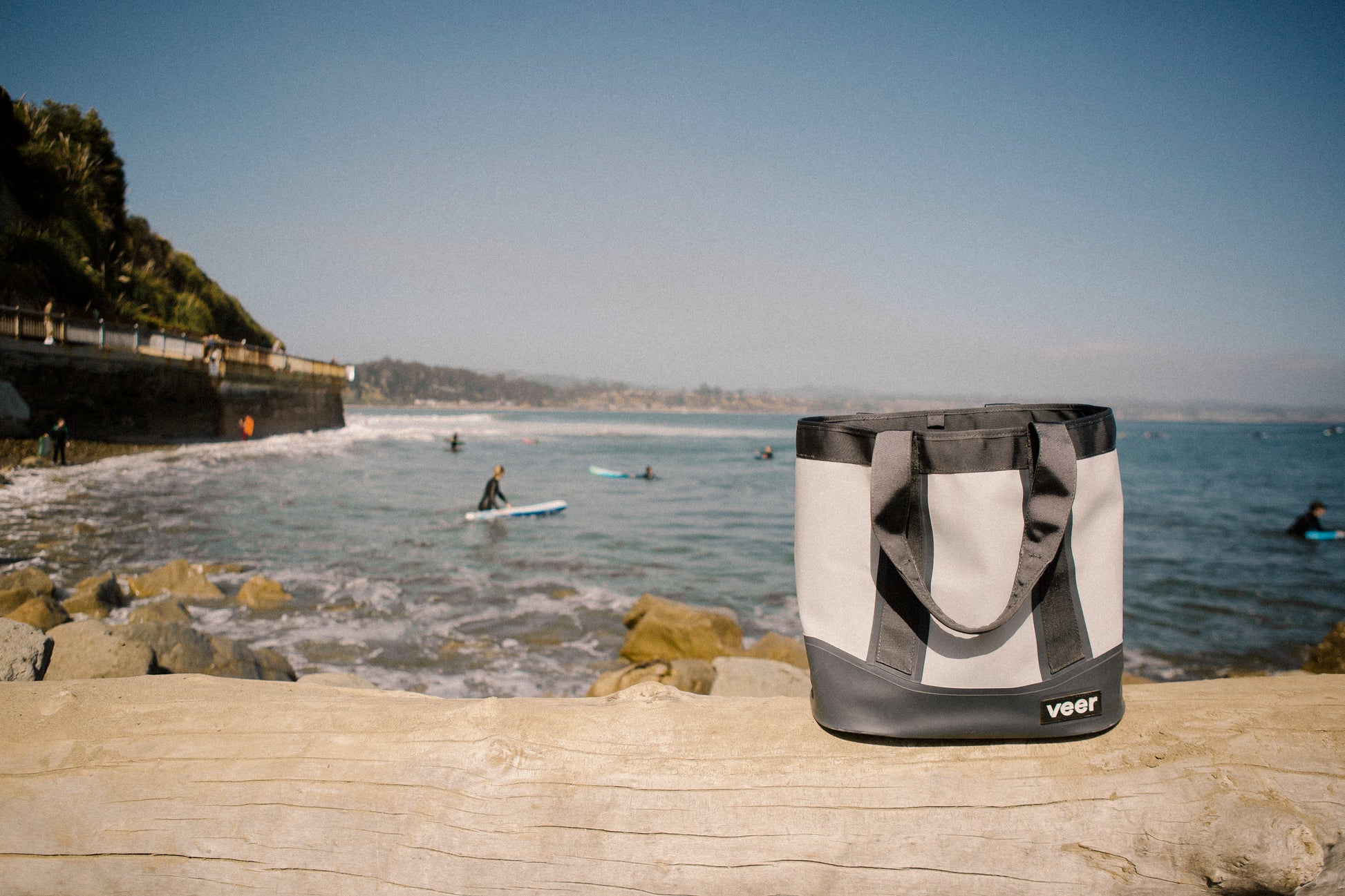 Veer Adventure Tote - White at the Beach