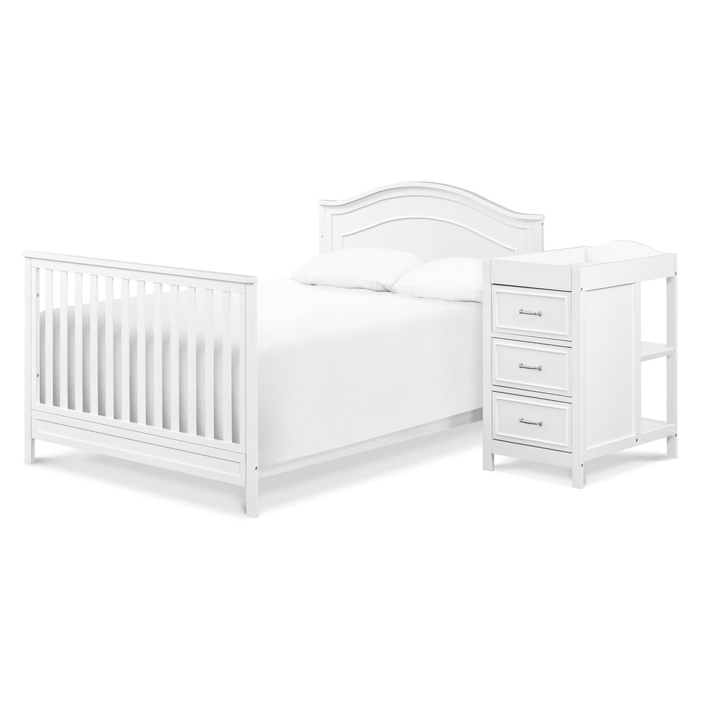 DaVinci Charlie 4-in-1 Convertible Crib and Changer Combo - White