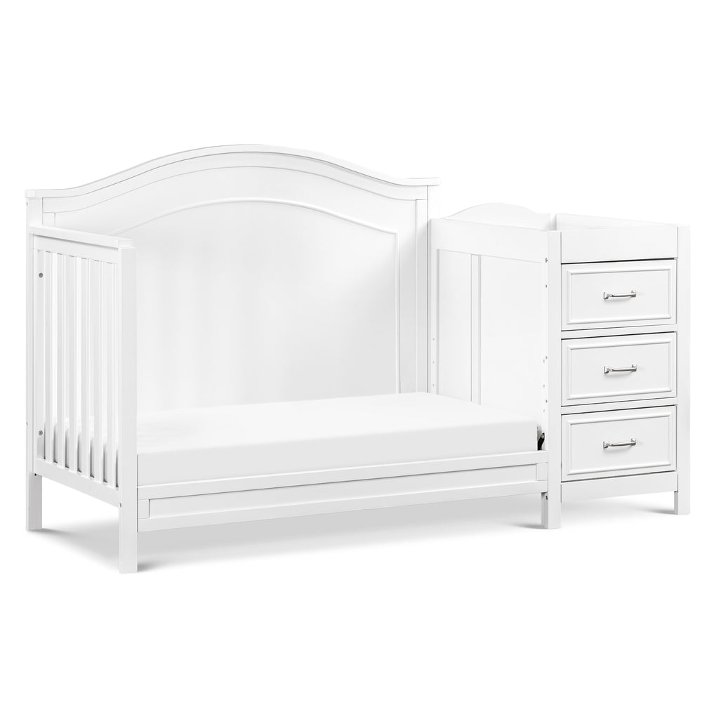 DaVinci Charlie 4-in-1 Convertible Crib and Changer Combo - White